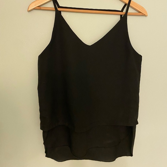 Basic black top - Picture 1 of 2